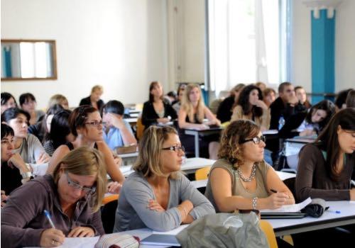 Quels concours faut-il préparer pour enseigner l'espagnol ? 