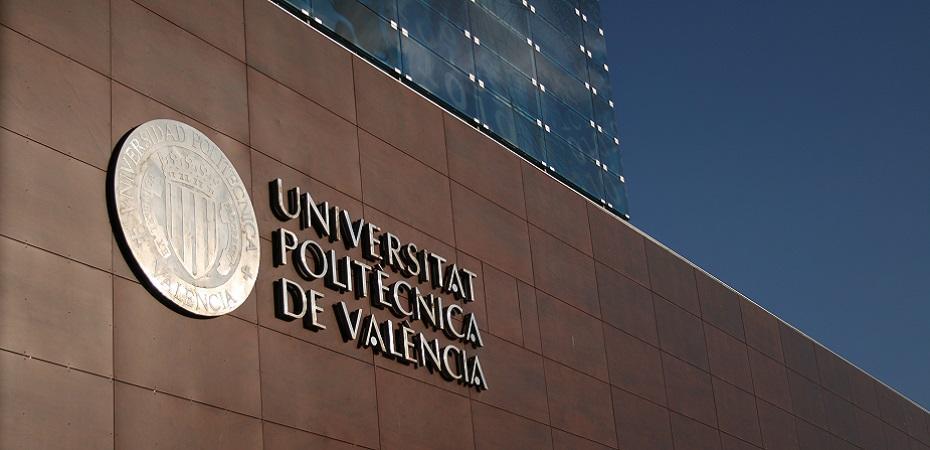 Façade de l'université de Valence, l'une des meilleures villes pour étudier en Espagne.