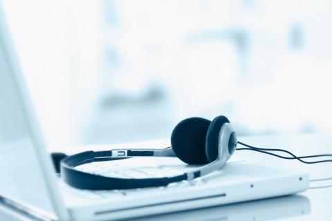 Comment améliorer son oral en arabe ? Avec des outils pédagogiques performants comme les podcasts.