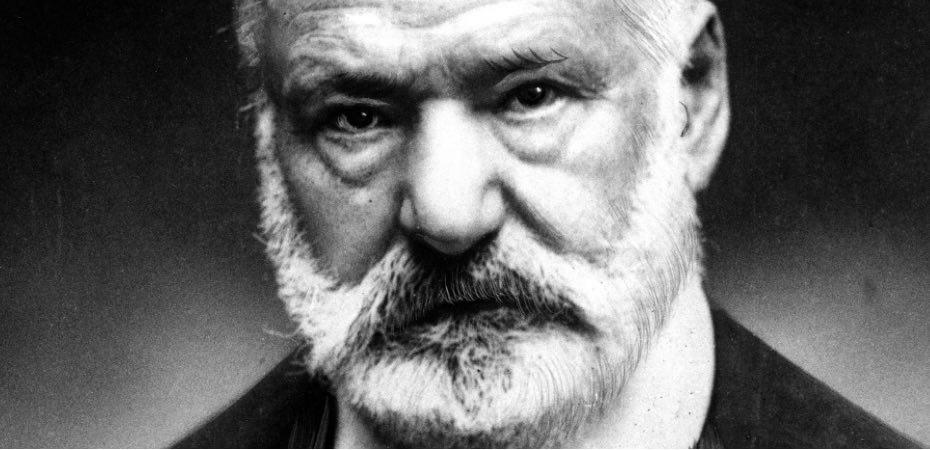 Au travers du programme de l'éducation nationale en cours de français, voici la liste des poètes incontournable de la littérature française.