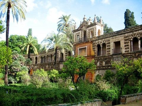 Séville, destination de choix parmi les villes étudiantes d'Espagne.