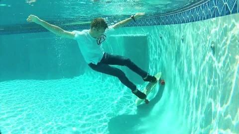 Comment faire du skate ? En inventant votre propre style.