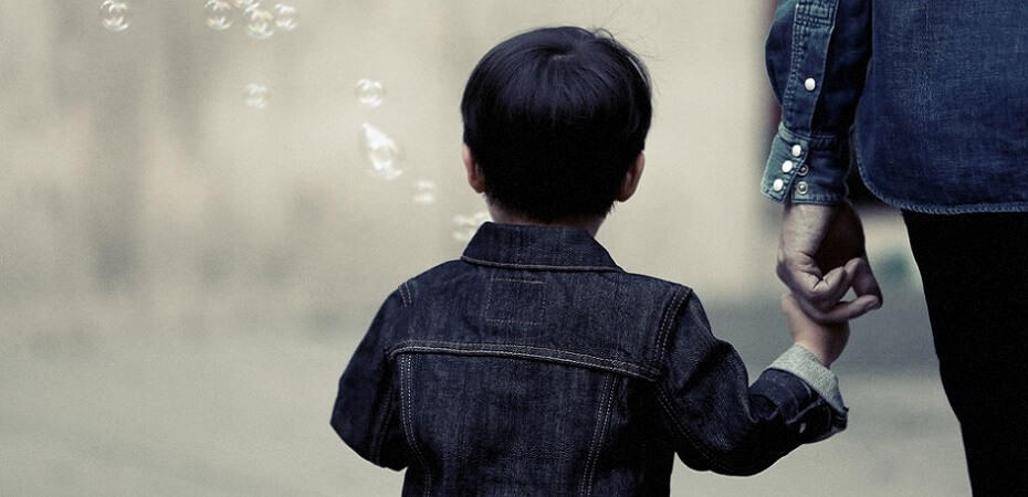 A partir de quel âge peut-on parler en arabe à un enfant ?