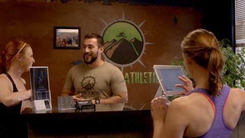 Comment trouver un coach sportif en ligne qui donne des cours particuliers ?