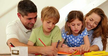 A qui m'adresser pour aider mes enfants à faire leurs devoirs à la maison ?
