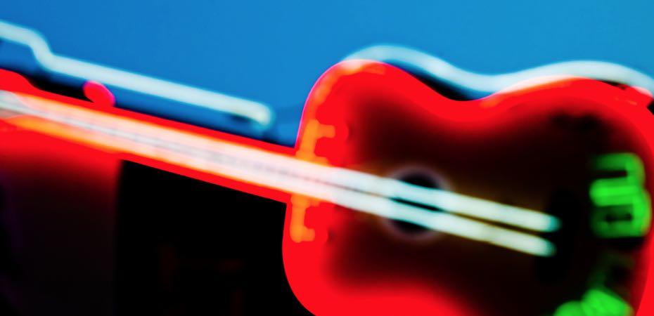 Comment apprendre la guitare par webcam sur internet ?