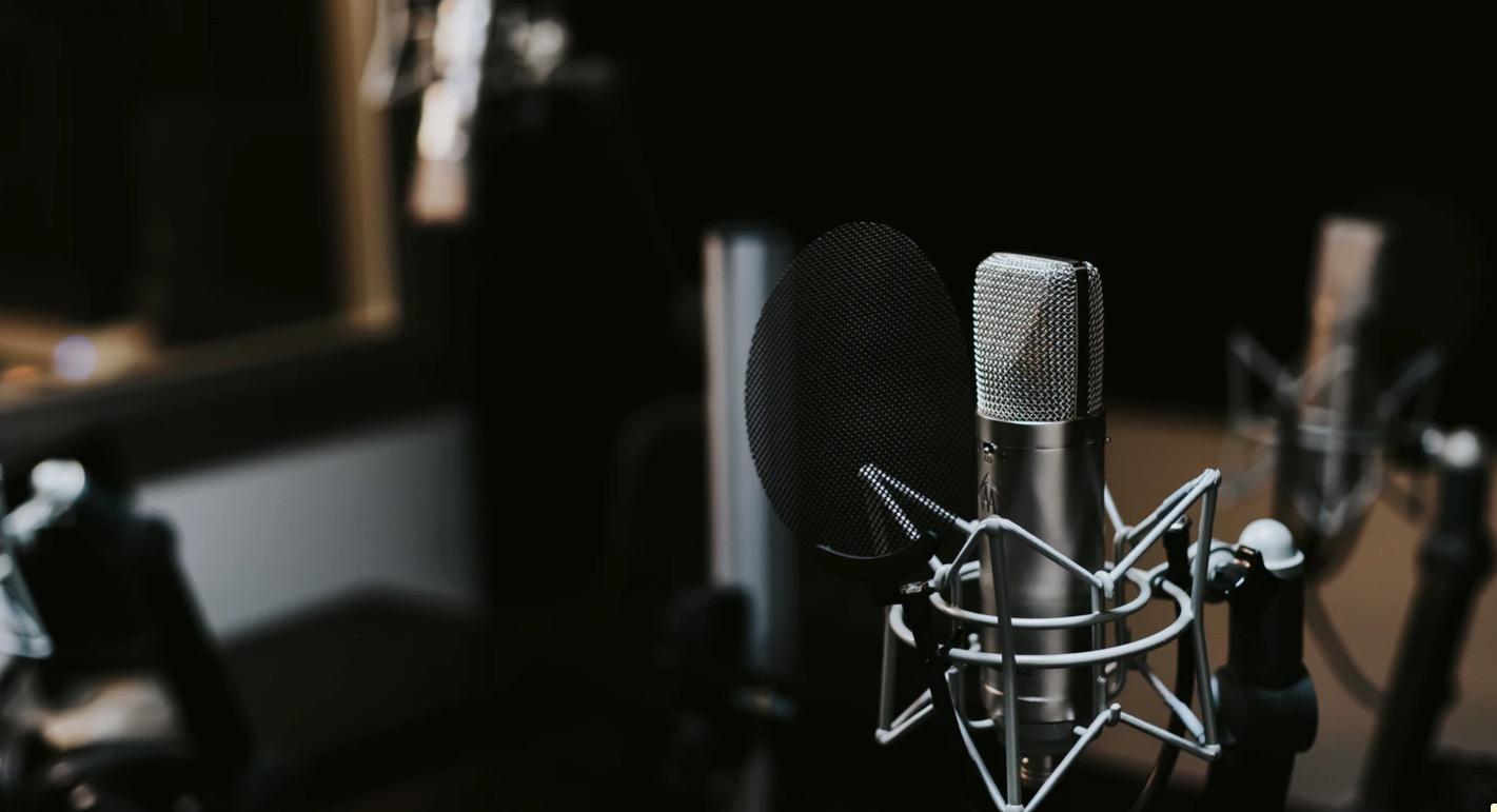L’ingénieur du son est l'une des personnes clés de l'enregistrement studio. Choisissez bien celui qui jouera ce rôle pour votre album.