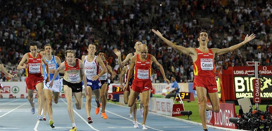 Les vidéos, fiches de vocaulaire et livres peuvent vous aider à apprendre l'espagnol plus facilement.