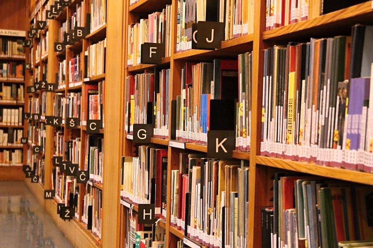 Mémoriser un maximum de vocabulaire pour impressionner les employeurs Américains.