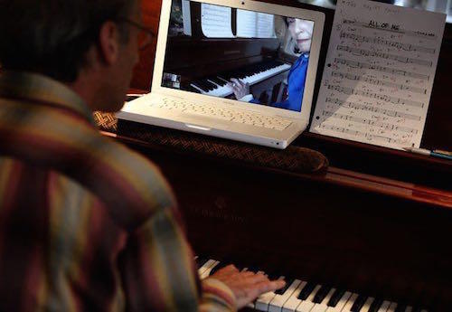 Comment utiliser les nouvelles technologies pour enseigner le piano ?