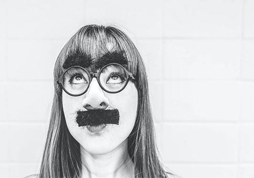 Faites des exercices ludiques pour améliorer les compétences en espagnol de votre élève.