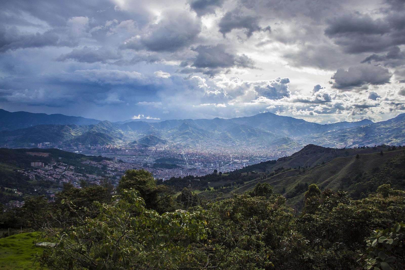 Qui n'aimerait pas découvrir la société colombienne ?