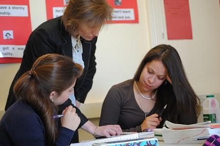 Comment apprendre à parler espagnol à l'école ?