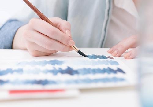 Les arts plastiques avec un prof particulier.