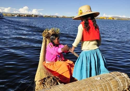 Les bienfaits des travailleurs sociaux et des bénévoles en Bolivie pour les jeunes.