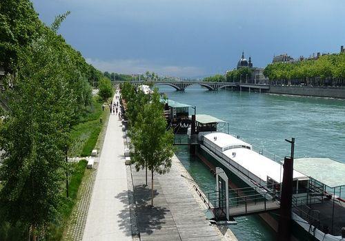 Les lieux où étudier la langue italienne dans le lyonnais.