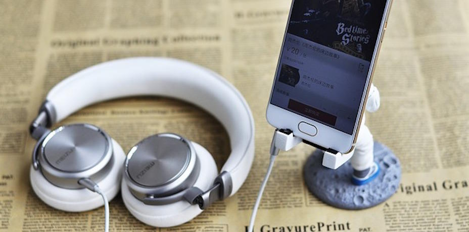 Vous êtes prof de français langue étrangère ? Pensez aux cours par webcam !