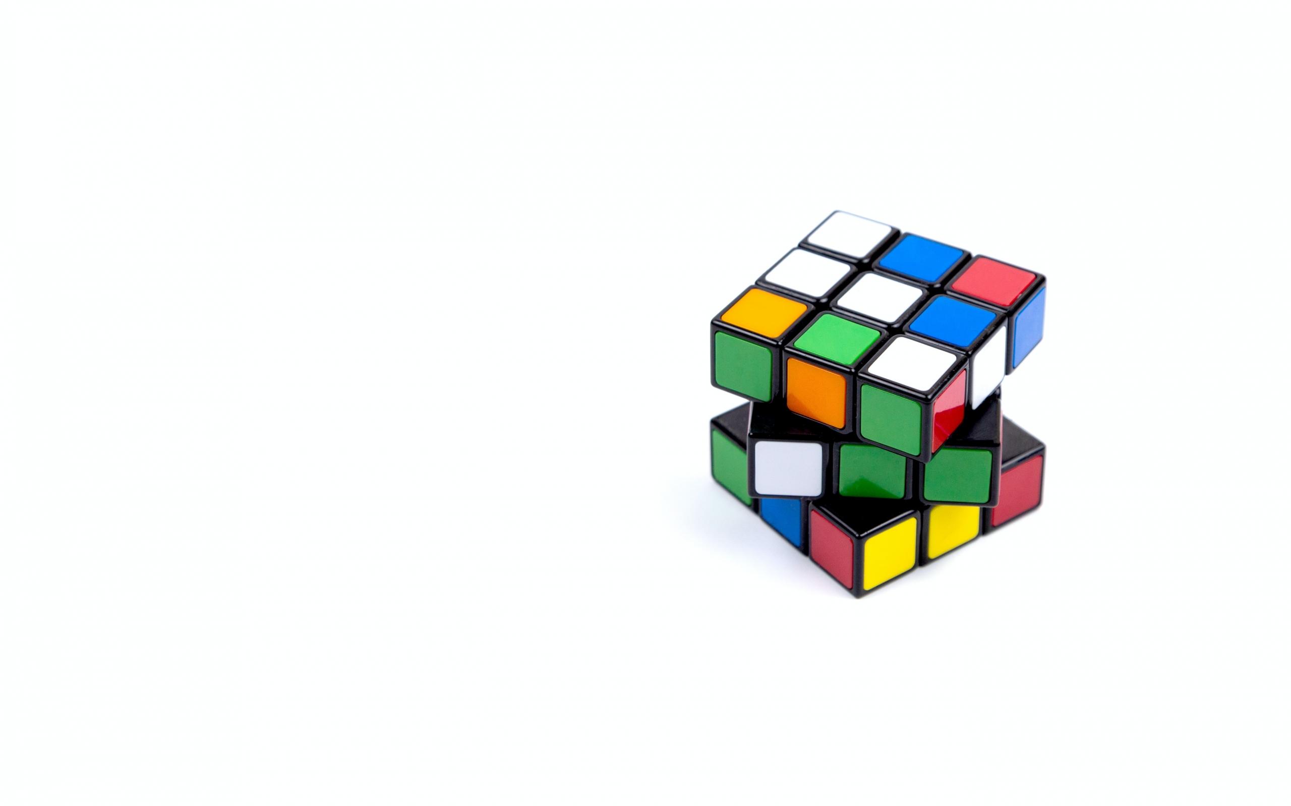 Un Rubik's Cube, casse-tête mental par excellence