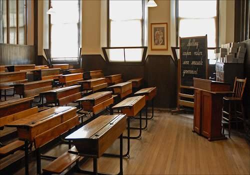 Pour résoudre des problèmes, il faut d'abord être attentif pendant les cours de mathématiques !