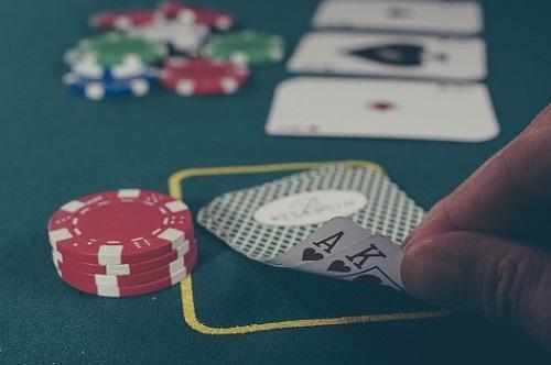 Où trouver un bon prof de jeu de cartes ?