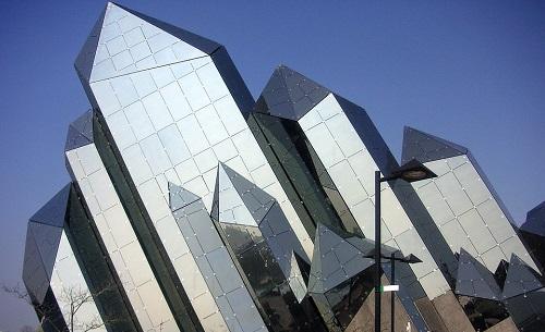Le Futuroscope : l'un des lieux importants de l'apprentissage et de la technologie en France.