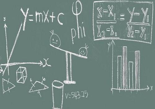 Prendre des cours de soutien scolaire même à l'université peut être bénéfique.