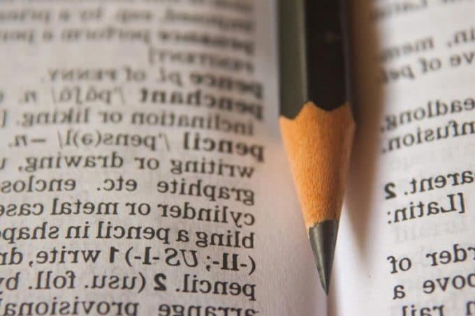 Langue Française : Quels Sont les Meilleurs Dictionnaires en Ligne