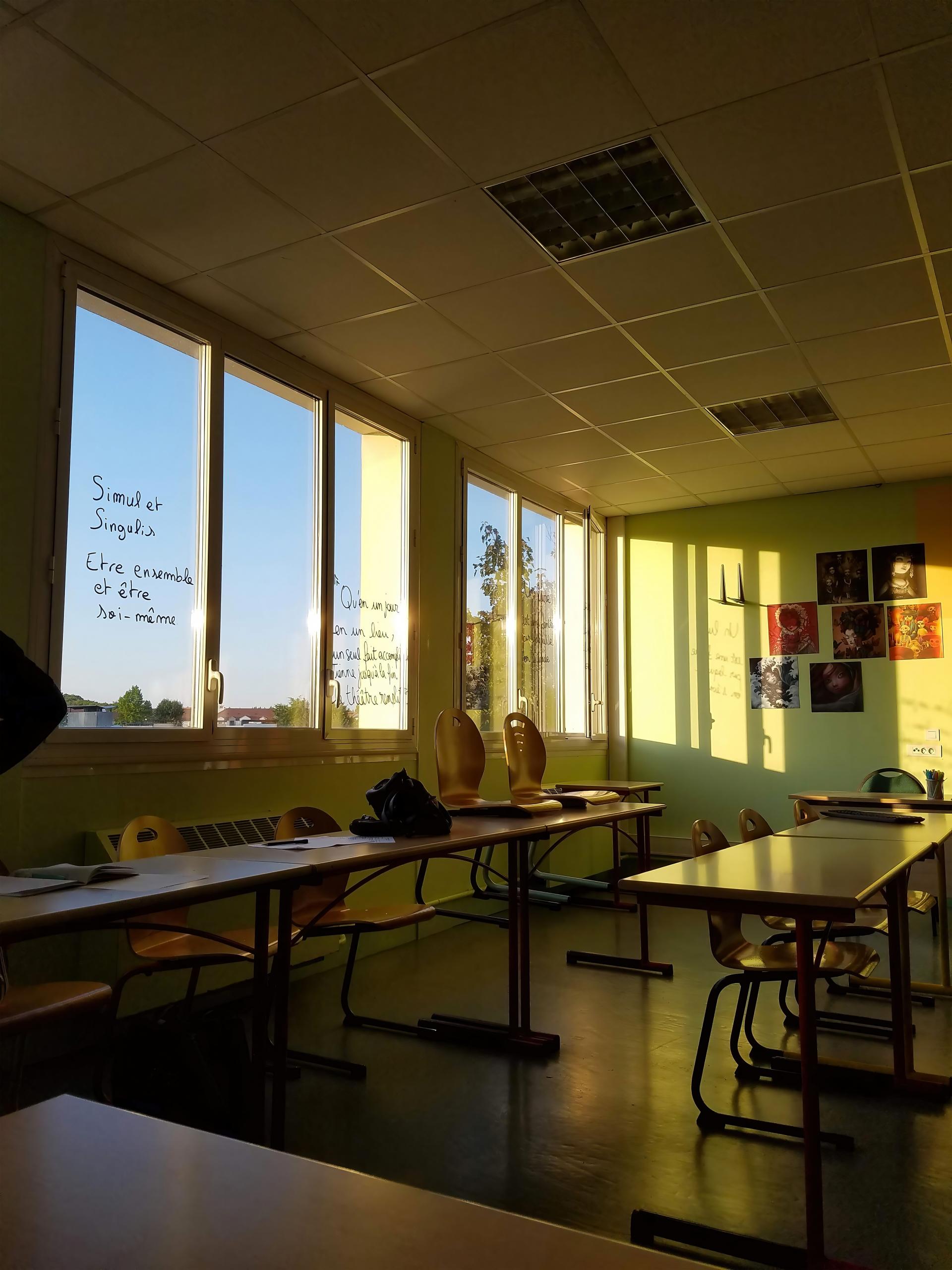 Quelles associations proposent des cours de langue française gratuits ?