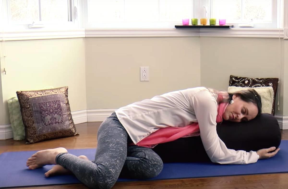 Quelles asanas pratiquer pour les douleurs articulaires ? 