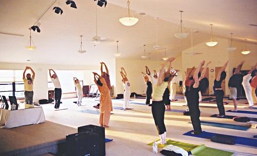 Quelles sont les méthodes pour trouver facilement des clients, adeptes de yoga ?