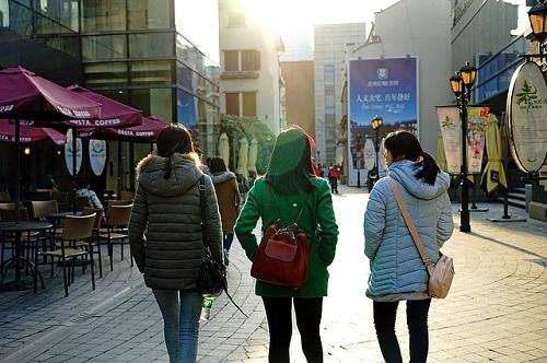Partir à la découverte de la culture chinoise et de ses habitants est une expérience enrichissante.