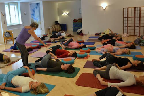Avant d'envisager la fécondation in vitro, essayez le yoga !