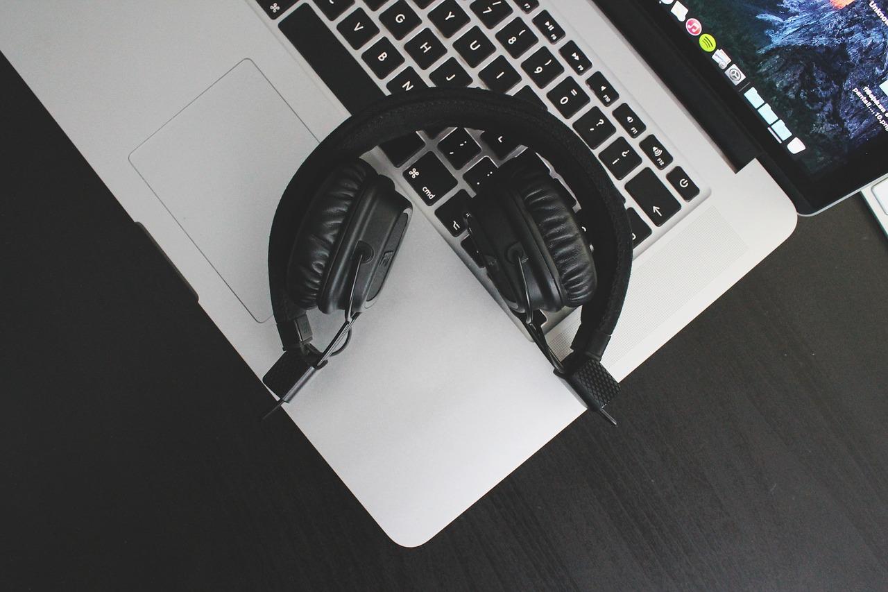 Choisir sa musique du moment pour faire du sport.