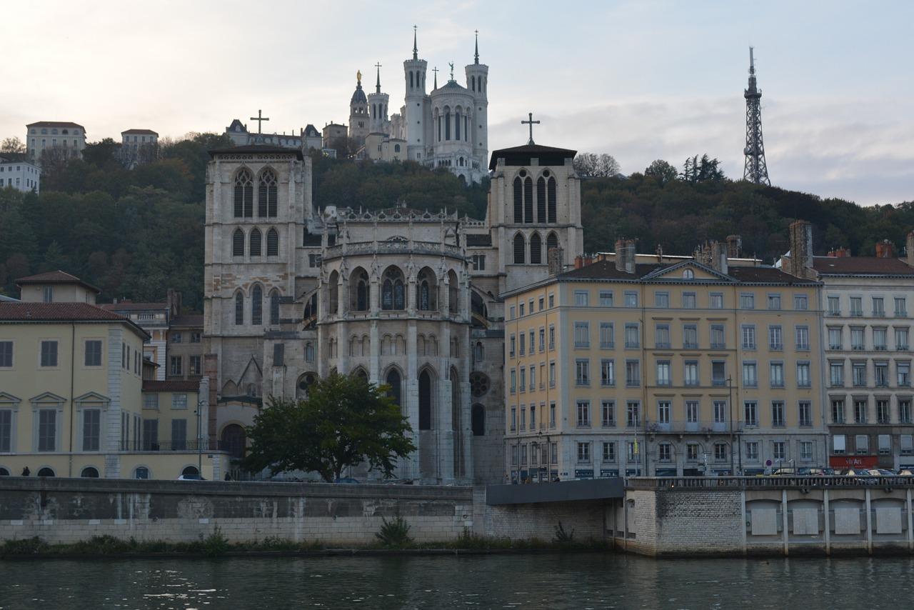 Dans la capitale de la gastronomie française, évacuer les toxines en prenant des cours de pilates !