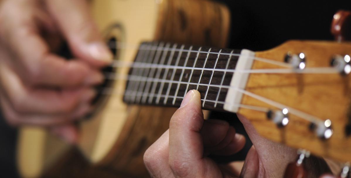 Fini la guitare, commencez par apprendre un nouvel instrument.