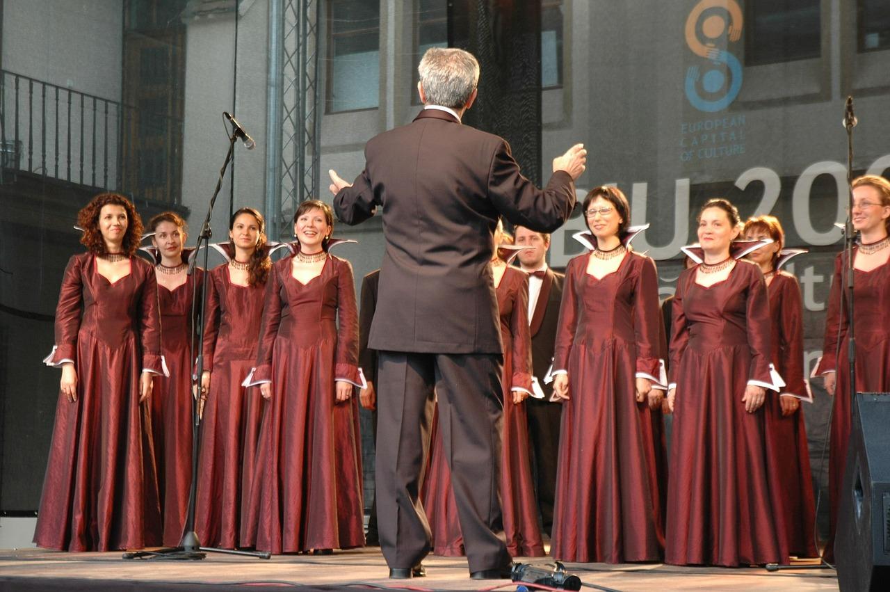 En tant que prof de chant, vous allez pouvoir devenir chef de choeur !