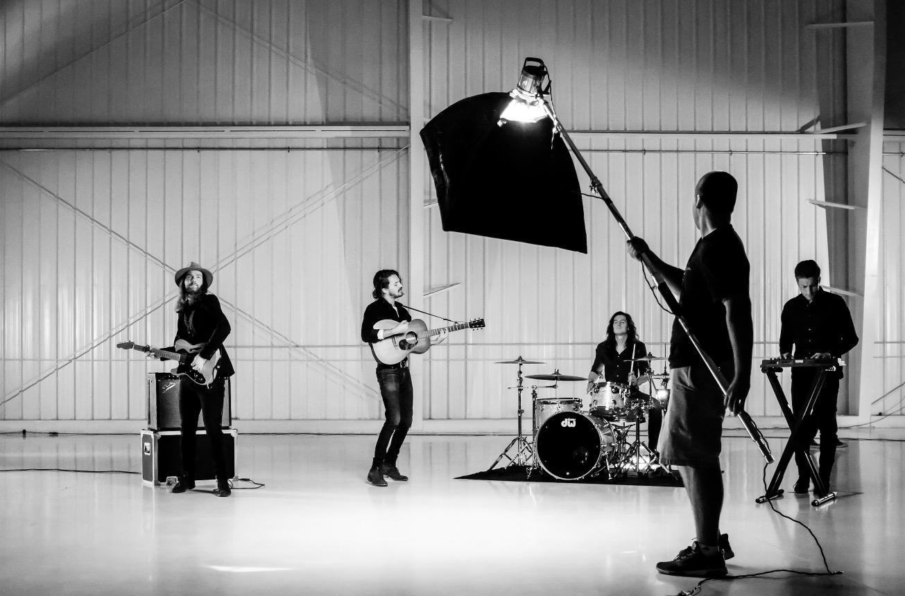 Apprenez à jouer de la guitare dans tous les registres ! 