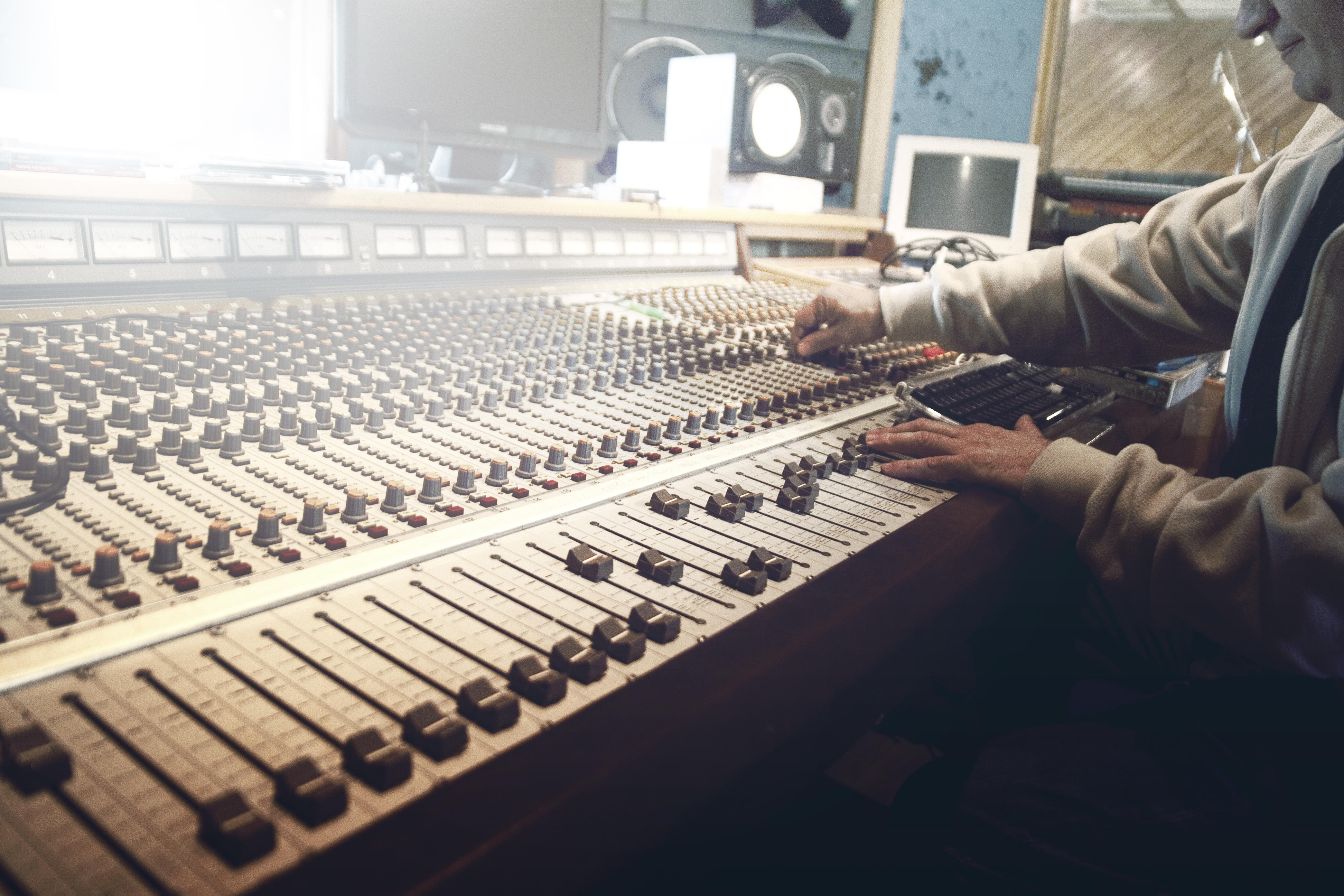 Peut-on s'essayer au chant moderne sans s'engager dans un cours de musique ?