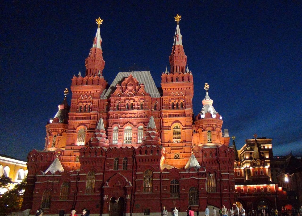 De nombreux recruteurs recherchent des locuteurs russes pour les besoins de leur entreprise.