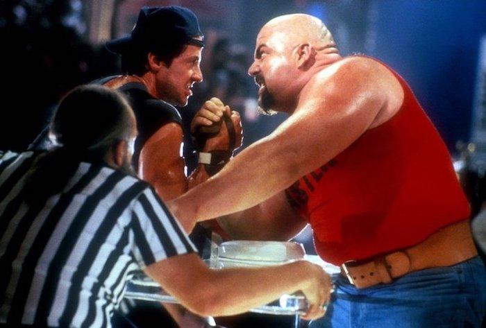 Pourquoi ne pas faire des haltères pour faire travailler vos biceps ?