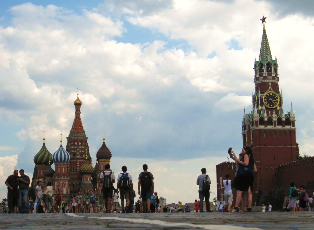 Comment choisir entre les deux grandes villes de Russie ?