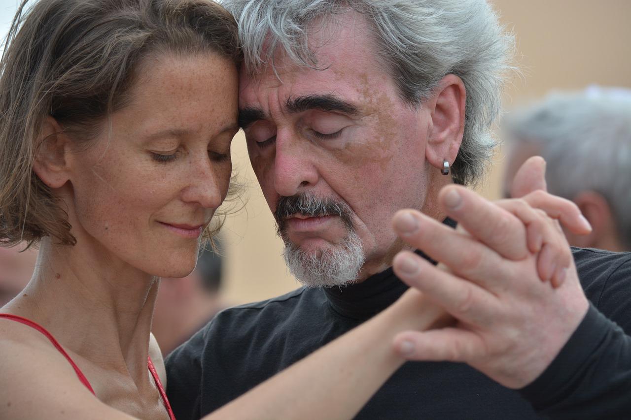 Le plaisir de danser seul ou en couple, est le même tout au long de la vie.