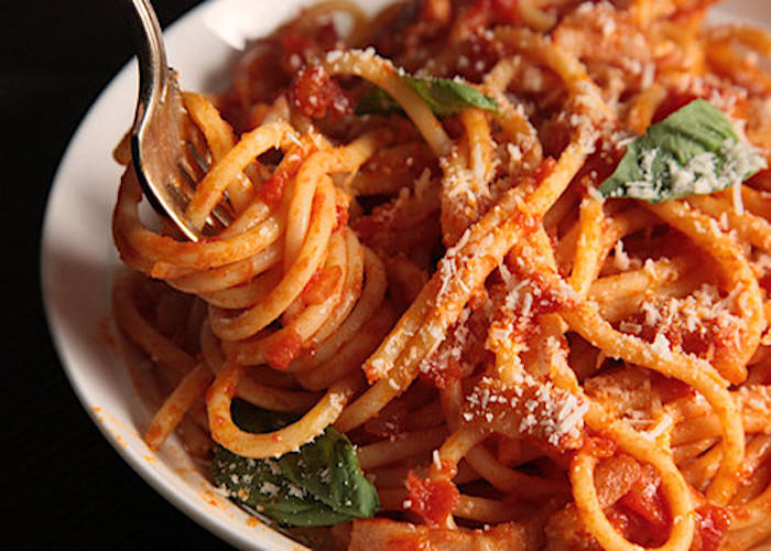 Pourquoi ne pas vous laisser tenter par des cours de cuisine italienne en italien ?