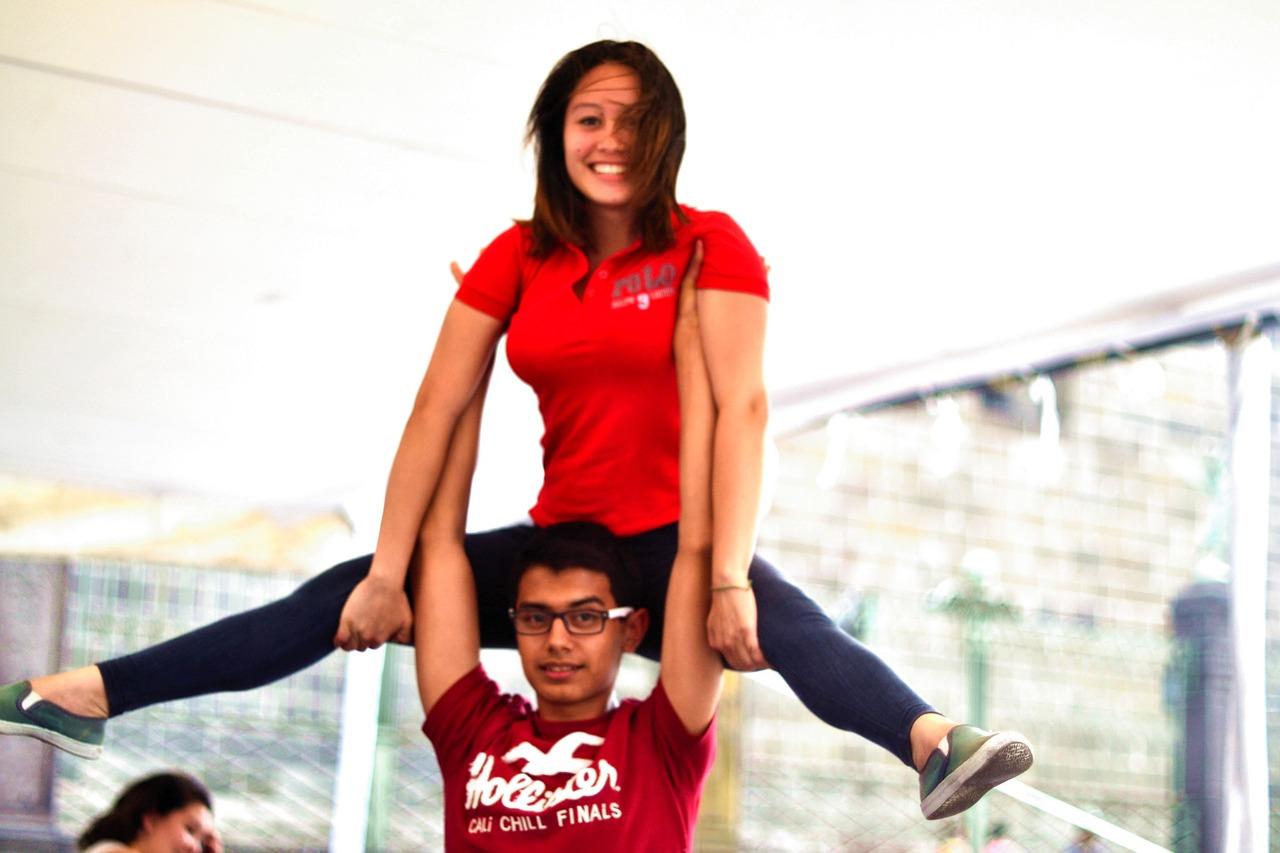 Après vos premiers cours de rock, vous aurez peut-être envie d'essayer le rock acrobatique !
