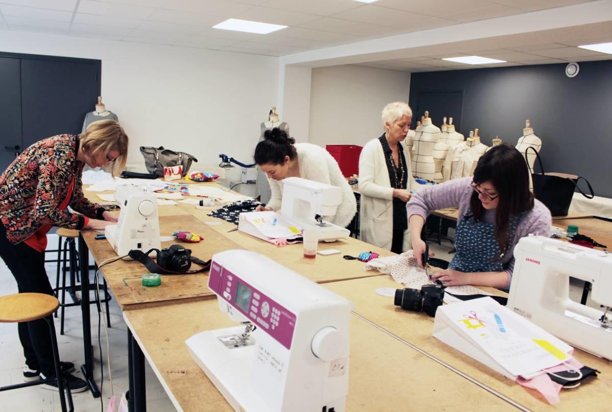 Doit-on avoir sa propre boite à couture à l'école ? 
