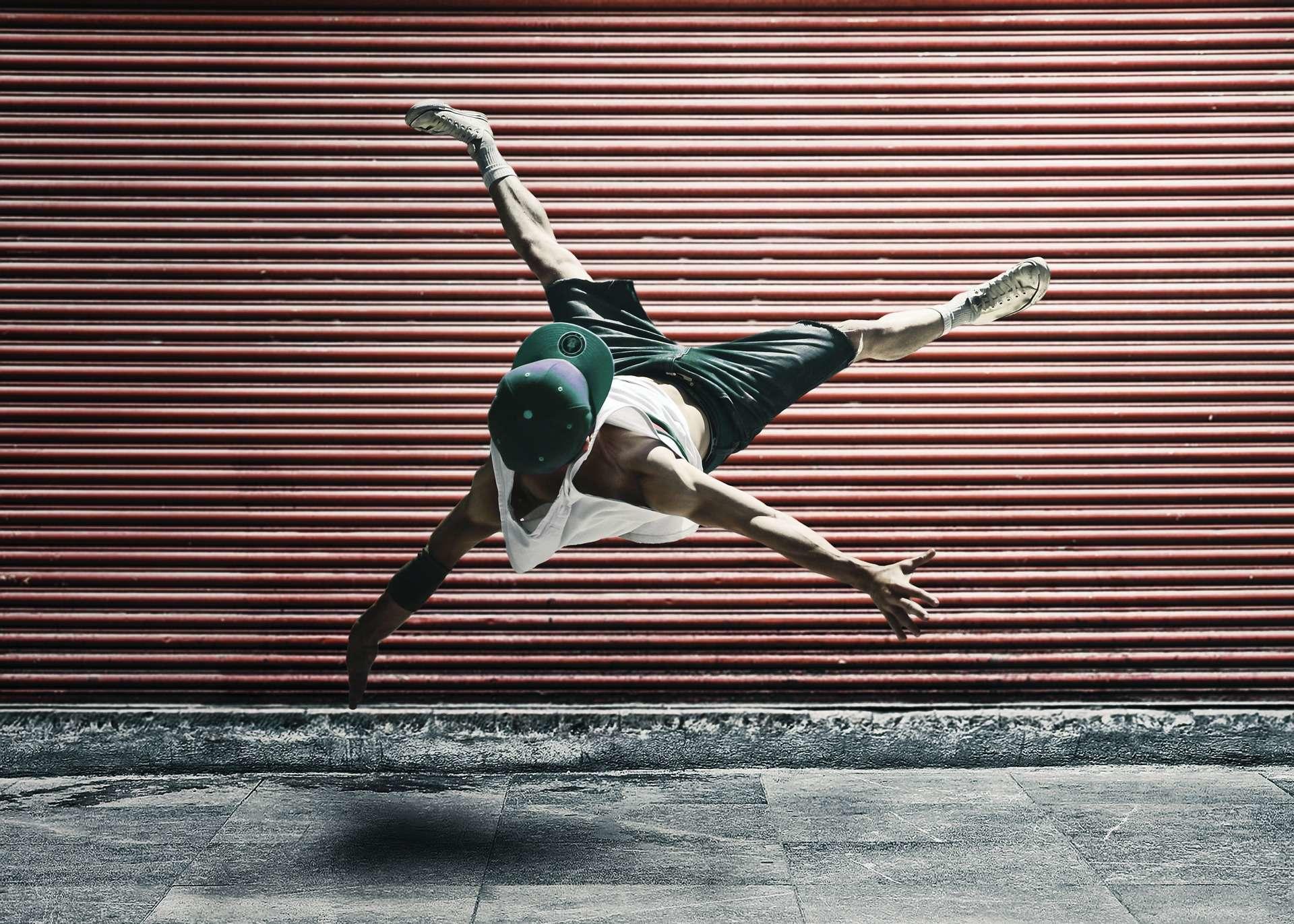Comment prendre des cours de bachata en association de danse ?
