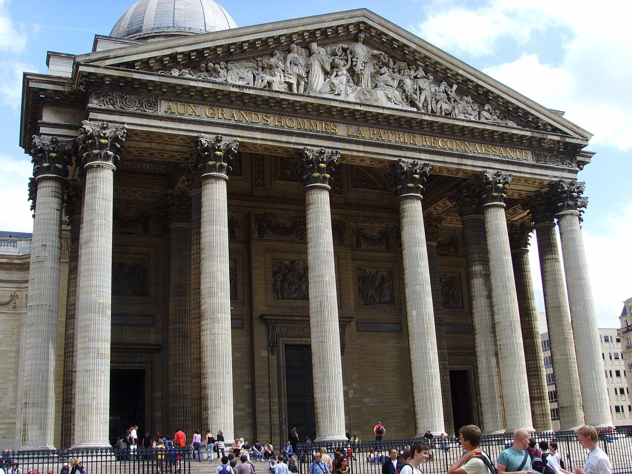 Comment se définit l'art latin ?