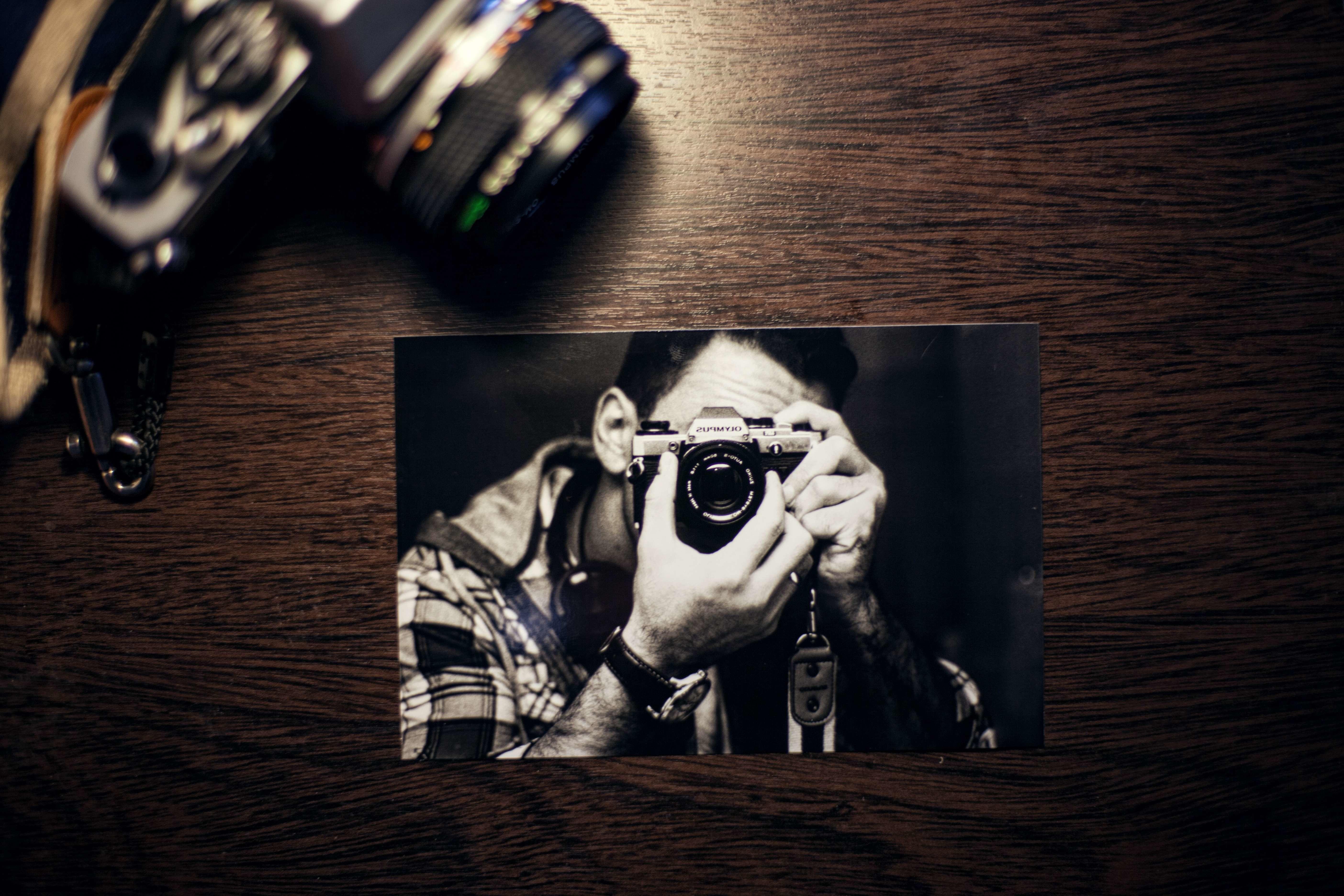 Qui sont les artistes de photographie les plus célèbres ?