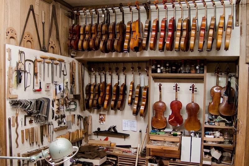 Comment est construit un violon ?
