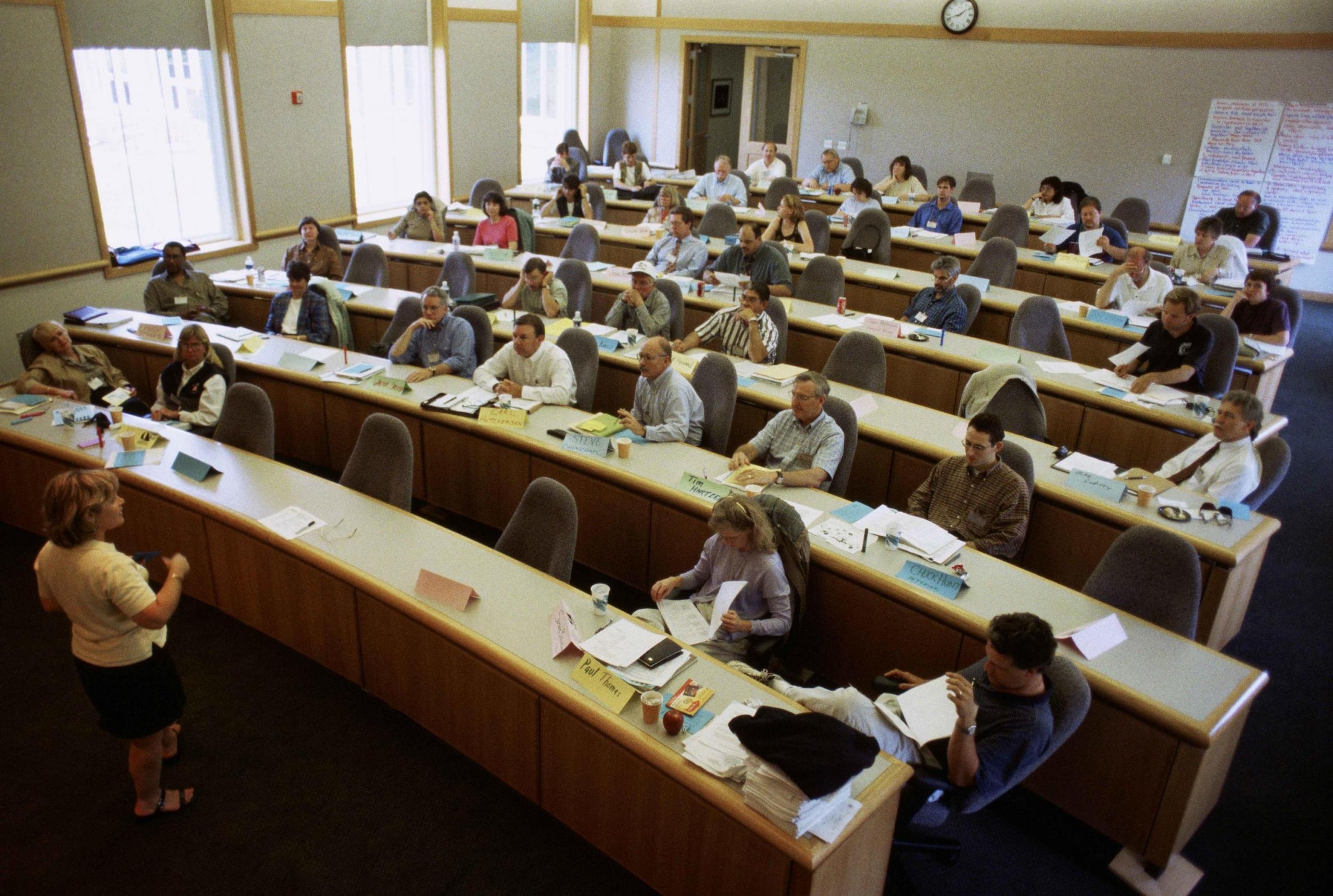 Donner des cours à la fac : comment évolue le salaire ?